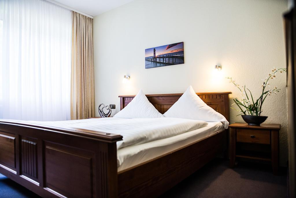 Hotel Ostfriesen Hof Leer Exterior photo